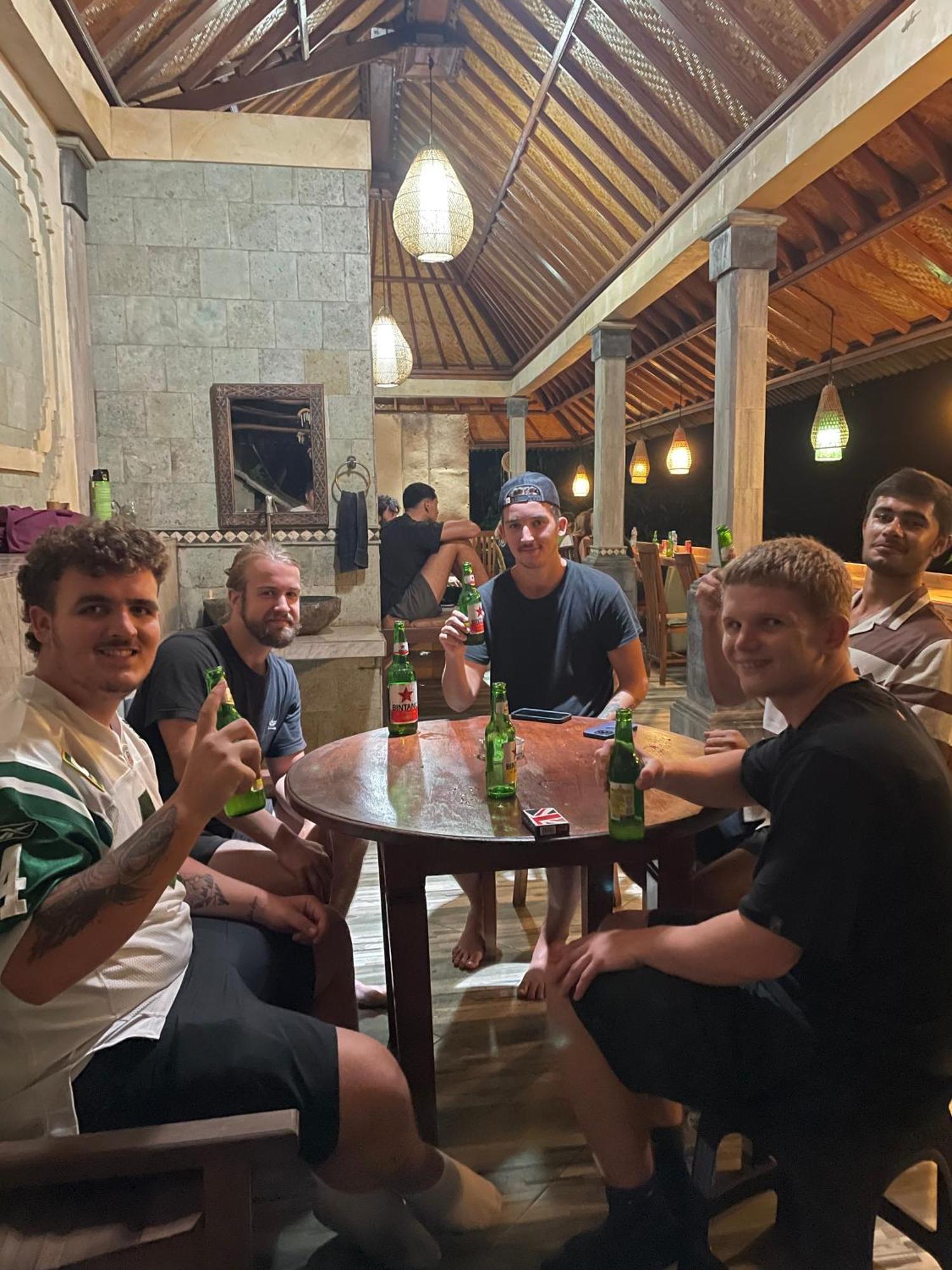 Хостел Ww Backpackers Убуд Экстерьер фото